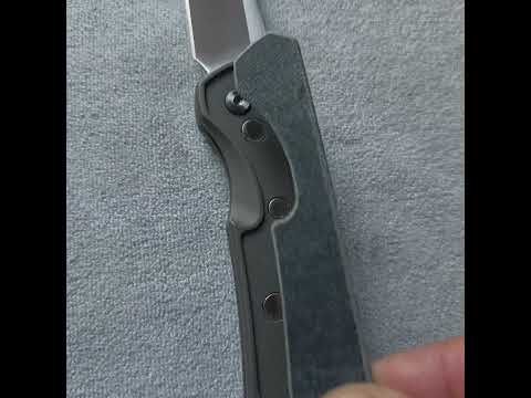 DID YOU KNOW? The Piratech Slippy micarta is made by Fatcarbon