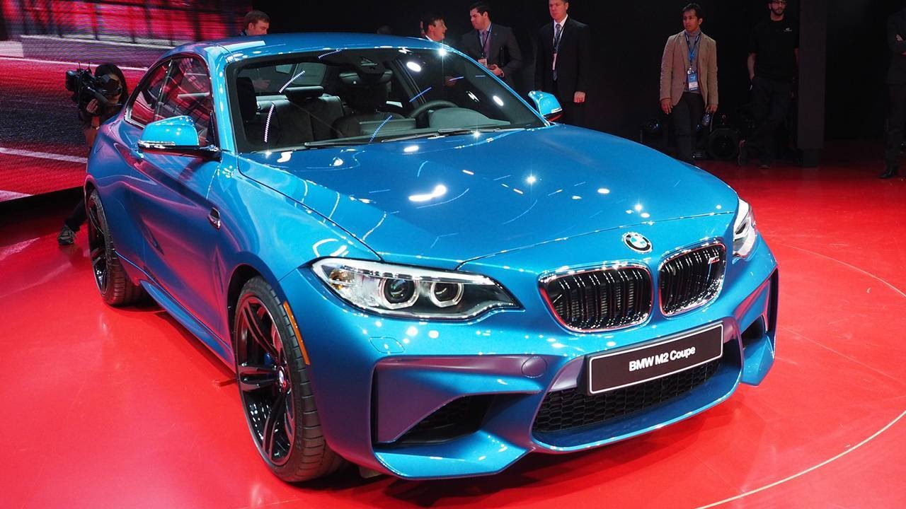 Reveals from Lincoln, Mercedes, BMW, Honda and Chrysler Make Waves