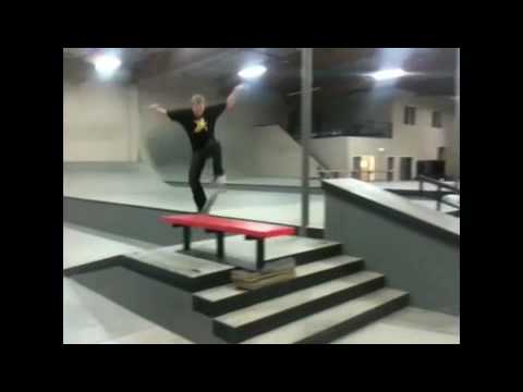 Chris Kendall The Raw Advantage - Back to the Berr...