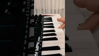 Tuğba Yurt - Bu Son Olacak Midi Klavye