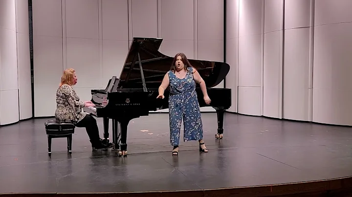 Julia Timmons, Soprano: Girl in 14G