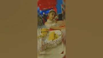 أنا أول بنوتة ل مامي 