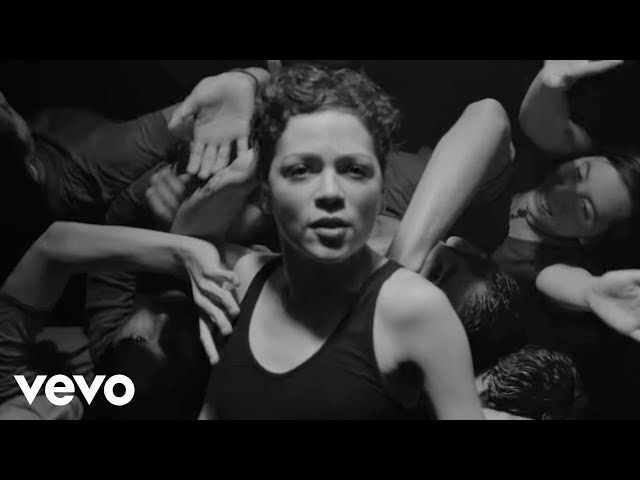 Natalia Lafourcade - Hasta la Raiz