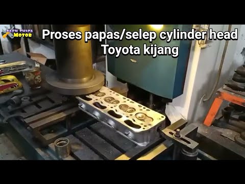 PROSES BUBUT MERATAKAN/PAPAS CYLINDER HEAD TOYOTA KIJANG#bayuputramotor