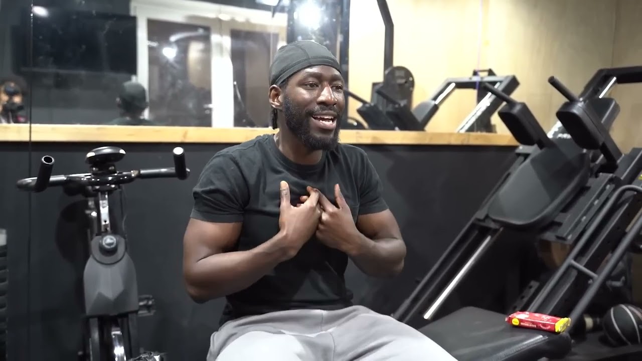 Это НЕ наша система! И разве чернокожие женщины застряли с чернокожими мужчинами?