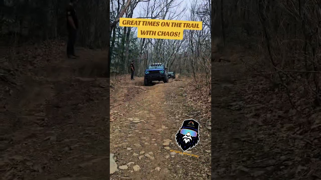 Ford Bronco vs Jeep Chaos: Insane Off-Road Trail Action! 🛻💨