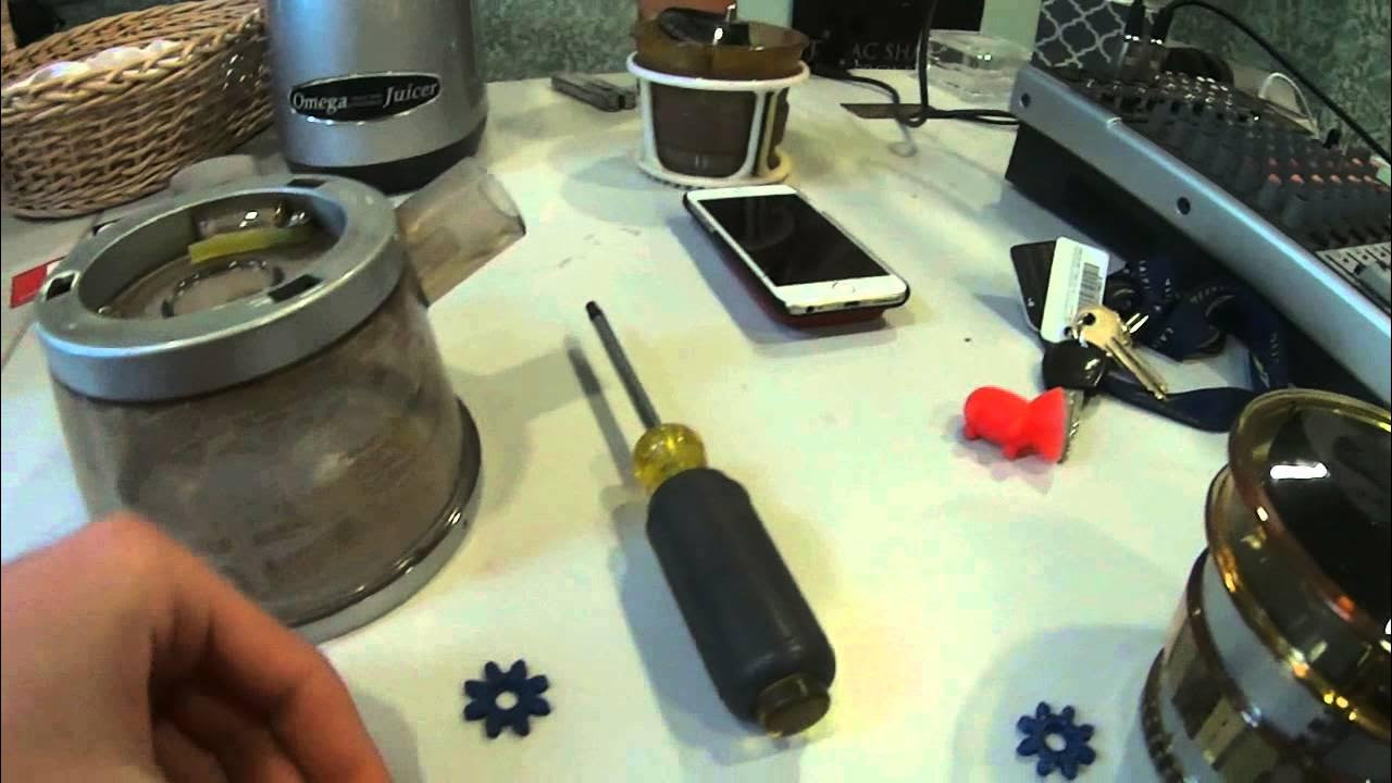 Omega Juicer VRT 350 Cheap quick "Stalling auger" "Stopped Rotation" fix YouTube