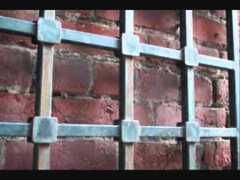 brick-on-metal-sound-effect