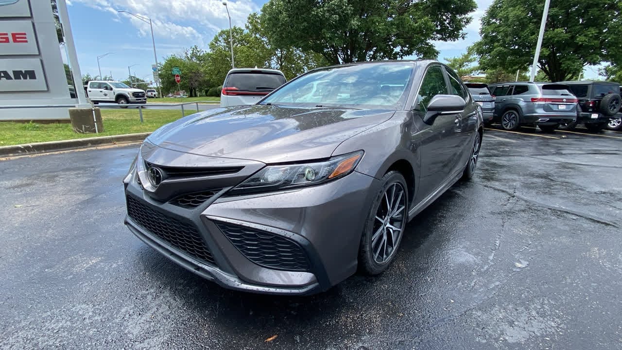 2022 Toyota Camry SE KS Olathe, Overland Park, Lawrence, Kansas City ...