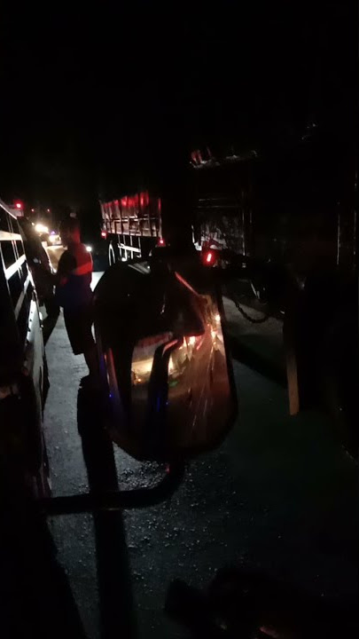 Nyetir Elf malam hari kena macet total #shorts