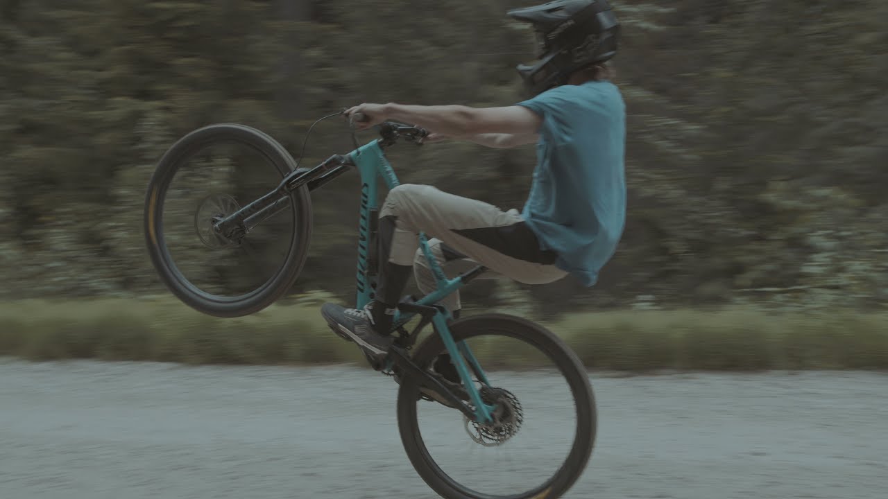 Gravity | One chain-less lap in Revelstoke
