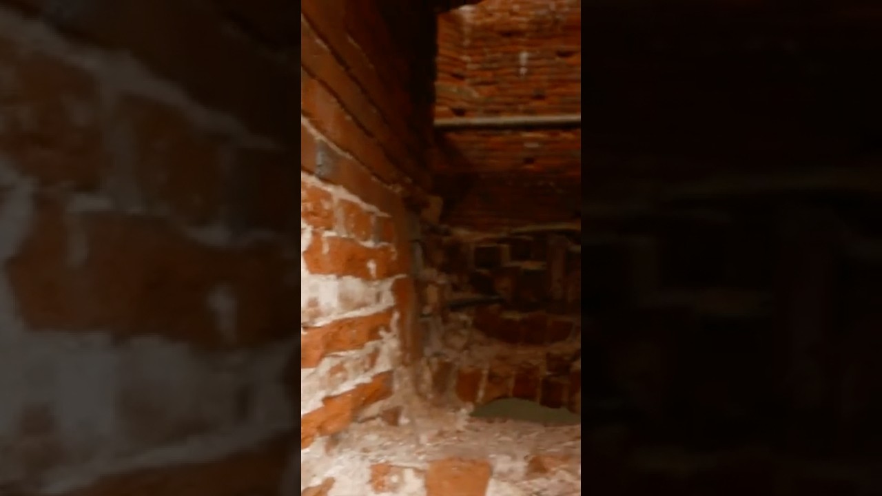 Таинственный туннель в колокольне