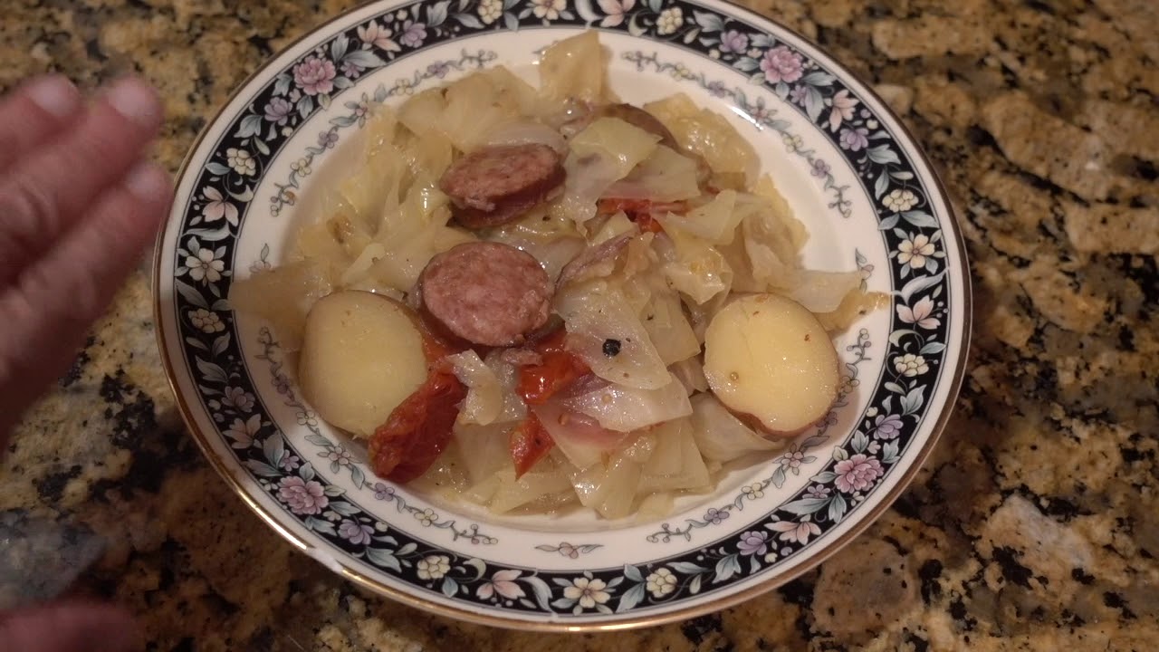 SMOTHERED CABBAGE, SAUSAGE & POTATOES NINJA FOODI YouTube