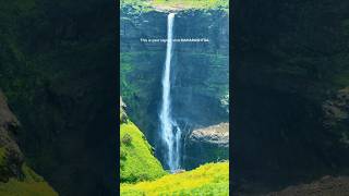 This is Your Sign to Visit Maharashtra This Monsoon 😍🌧️ | Hidden Waterfall in Sahyadri #shorts