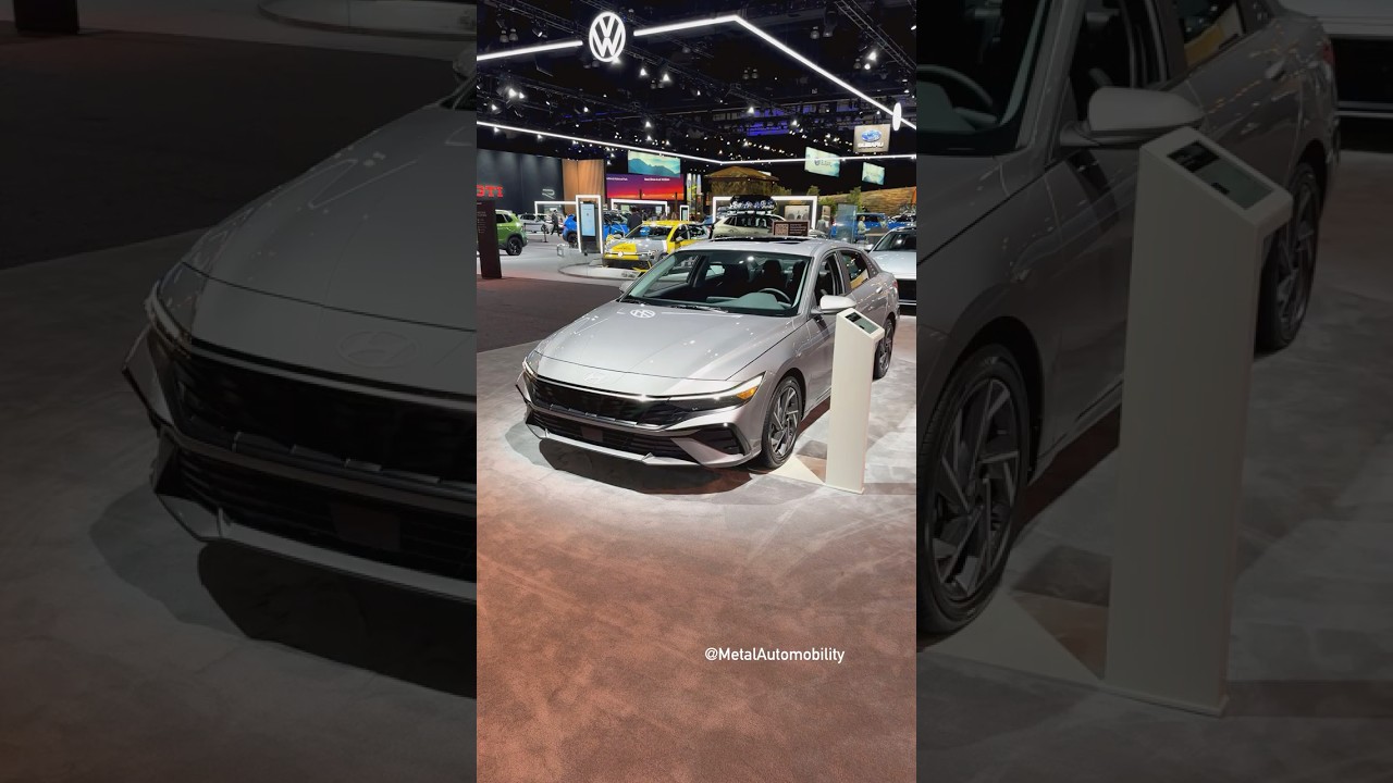 [4K] 2026 Hyundai Elantra Hybrid 1 min Walkaround - LA Auto Show 2025