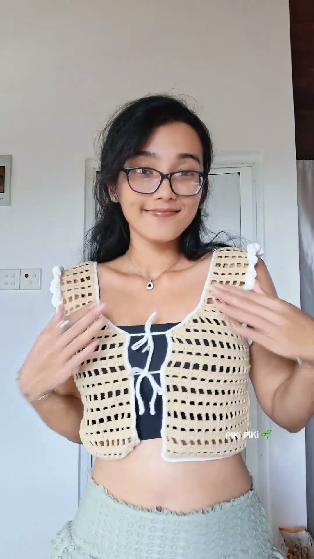 Crochet crop mesh top (^-^) tutorial is live now - YouTube