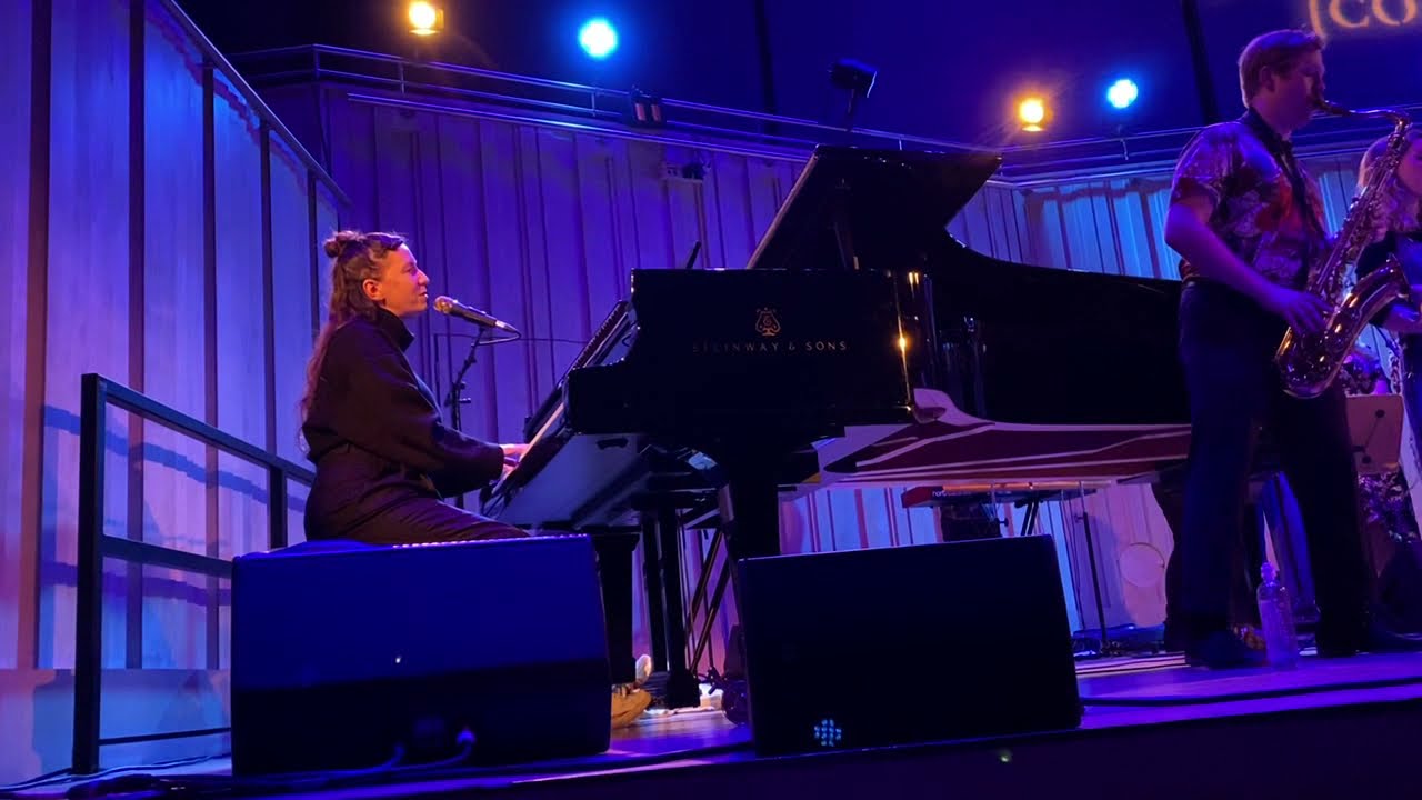 Kathryn Joseph and Tinderbox - The Weary live at Glasgow Royal Concert Hall on 29th January 2022