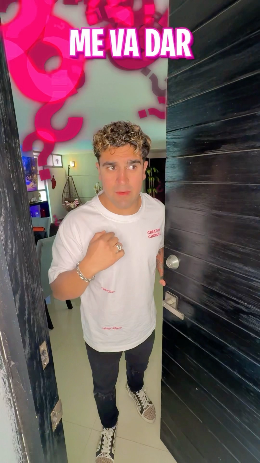 NO LE ABRAN LA PUERTA A DESCONOCIDOS ????