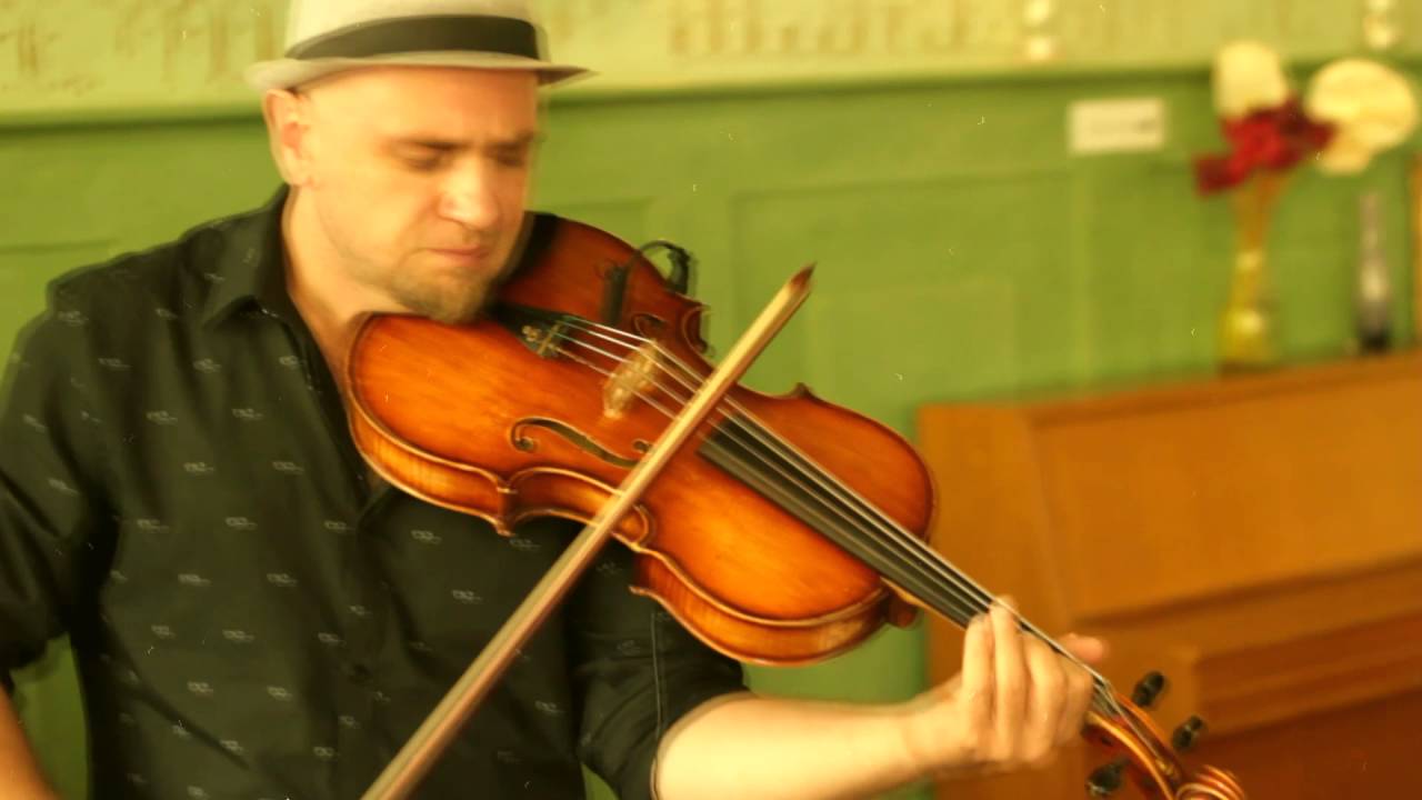 Sebastian Peszko - Detective Bach