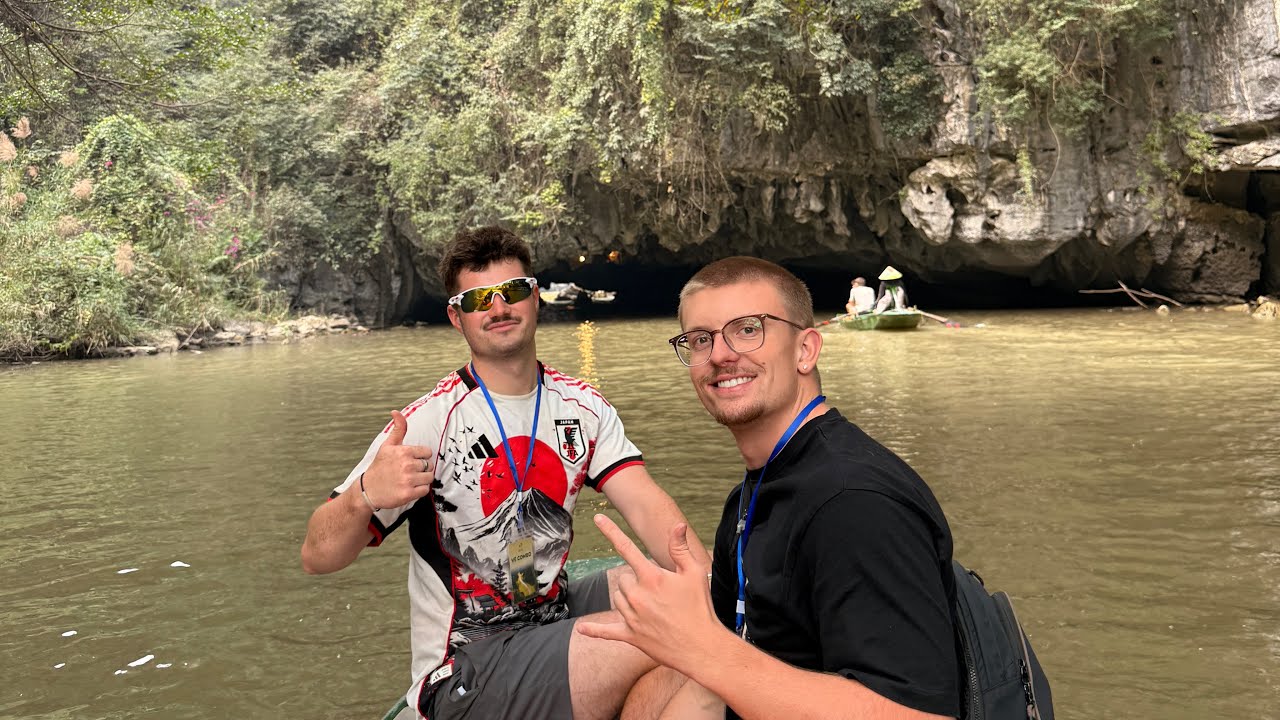 Lewis Gone Wild! Ninh Binh Ep78