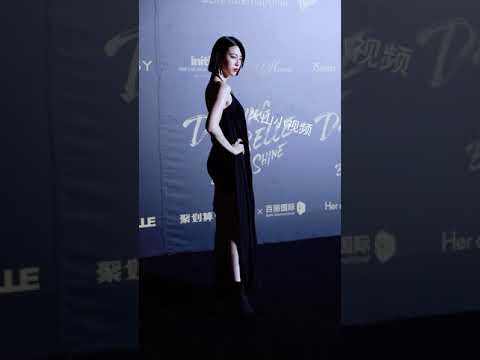 周杰伦新歌MV女主角三吉彩花