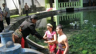 TRADISI KUNGKUM DI SENDANG SENJOYO SEBAGAI TEMPAT SAKRAL SEJAK ZAMAN PENINGGALAN JOKO TINGKIR