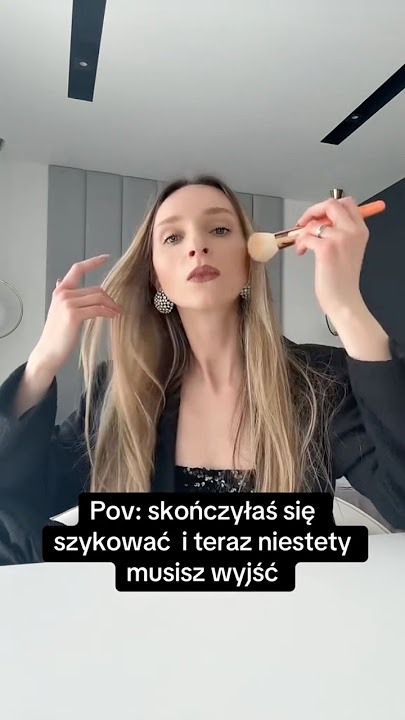 szykowanie się na imprezę to zdecydowanie najlepsza część wieczoru 💋 #rel #zolza #makijaz