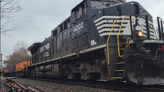 Three fast trains at yadkin!!!