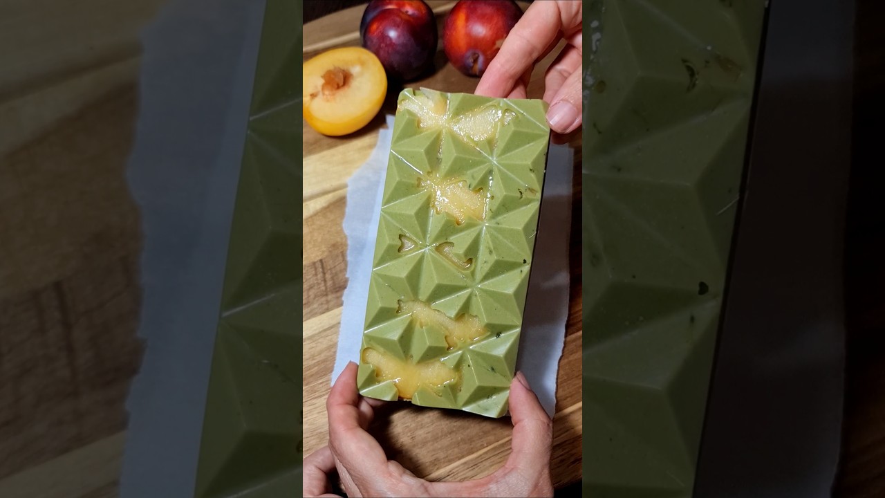 💚 Matcha Chocolate Yellow Plum Bark 🍫🍑 | Easy 3-Ingredient Treat! 