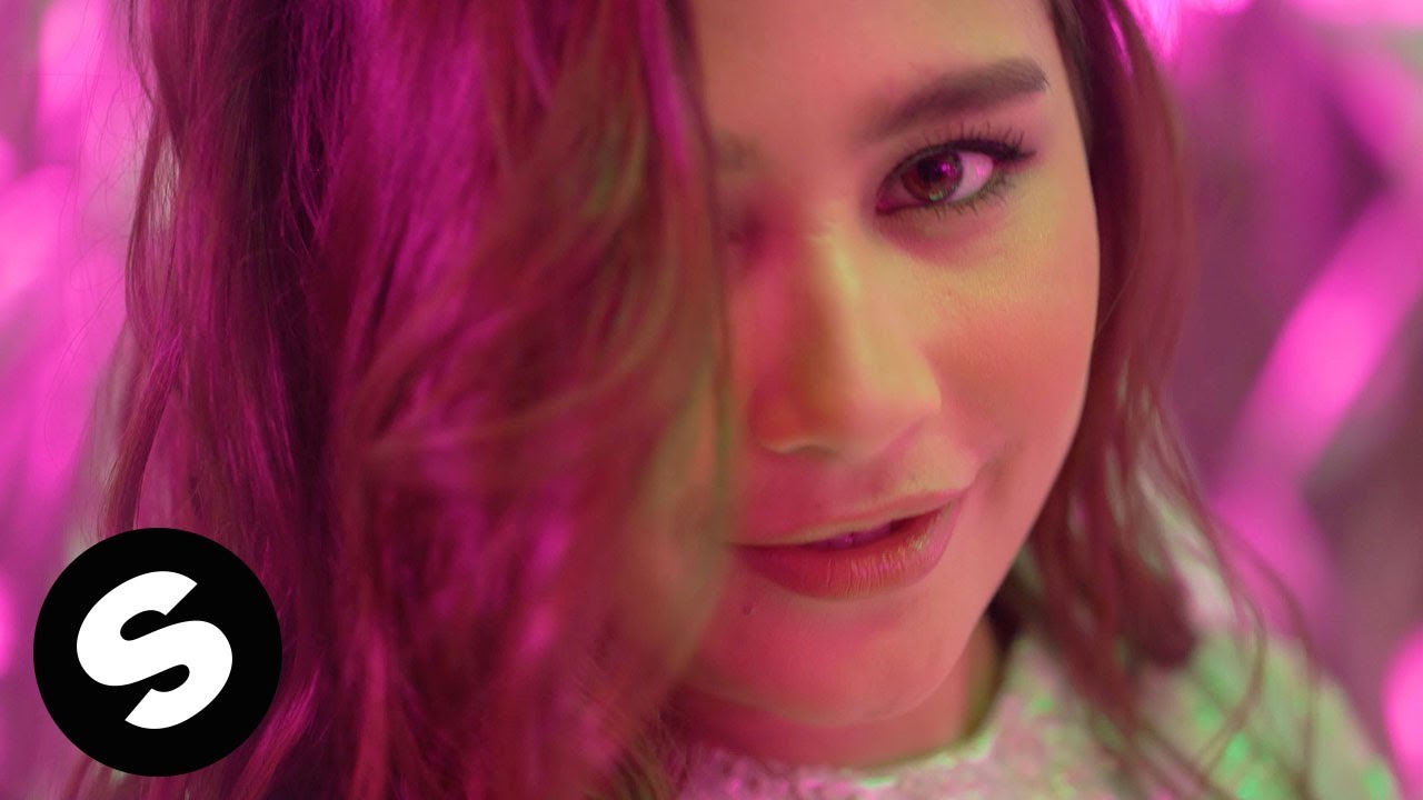 Prilly Selva   Shooting Stars Official Music Video