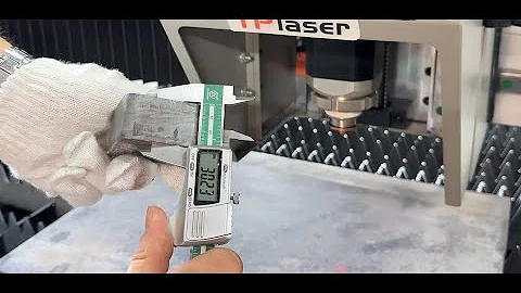 High Performance 6KW Fiber Laser Cutting Machine For 30mm Thick Carbon Steel Cutting