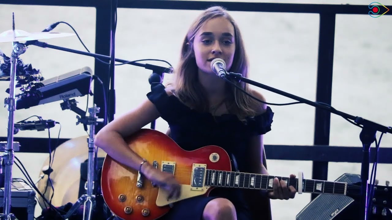 Chant Corse ⸱ Stella Mossion - Mi Ne Vogu (Porticciolo, 2017)