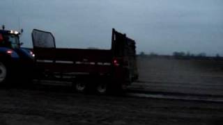 Kalk Strooien Met New-Holland T 6030 En Jf Strooier. Deel 1. W. Uenk Aerdt Gld