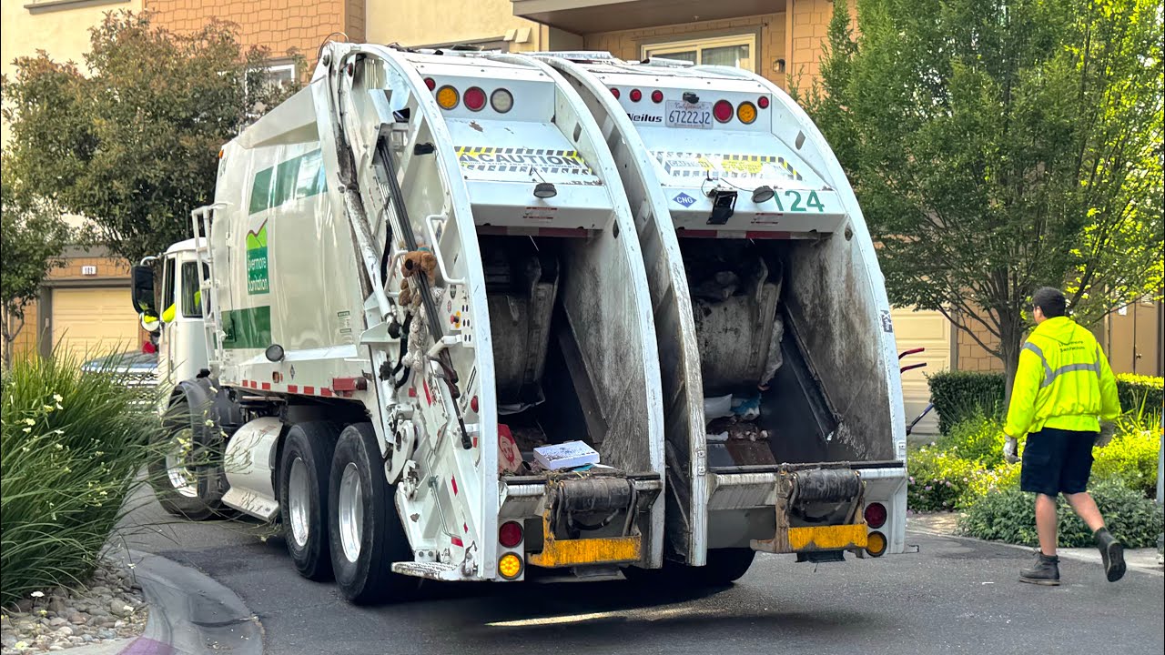 Autocar Acx Split McNeilus RL Collecting Compost and Trash - Livermore Sanitation 