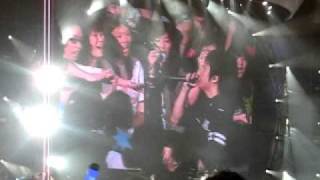 笑他們吧！複習上年紀的...志明與春嬌 @ 20100529 五月天 DNA 無限放大 香港