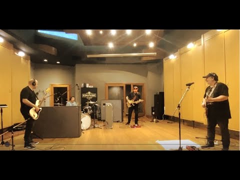 One Way Out - Alambre y Amigos en Romaphonic