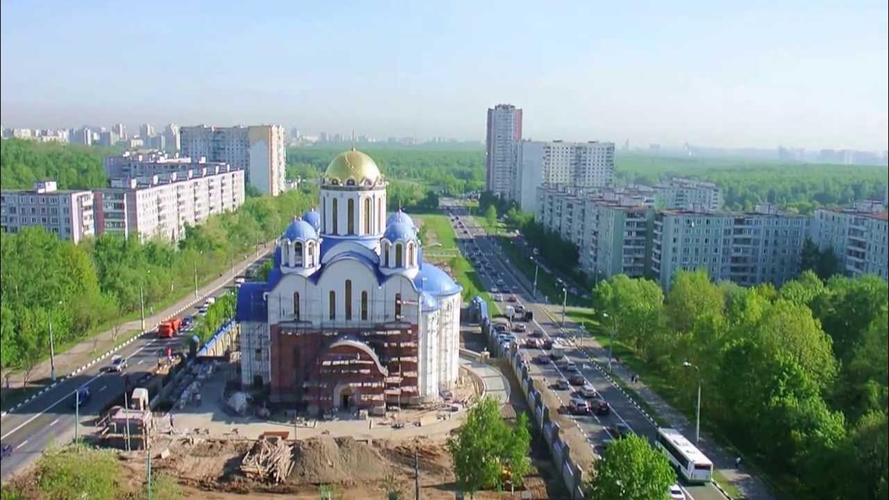 Пр ясенево. Церковь Севастопольский проспект. Храм метро Ясенево. Ясенево (район Москвы). Улица Айвазовского храм.