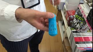 女性が叫ぶ！防犯ブザー・防犯アラーム　ウルトラボイサー