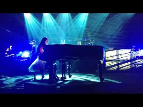 "Even In Death/My Heart Is Broken"- Evanescence (Live in Dallas)