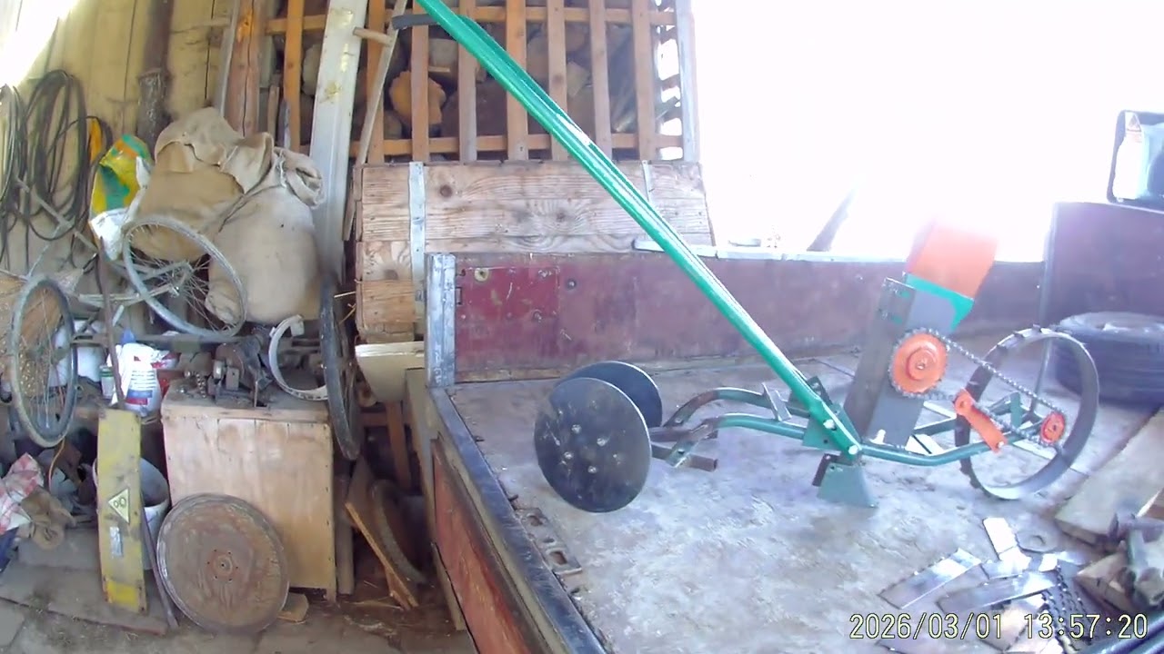 Дискові загортачі до ручної сівалки дрібнонасінних культур .