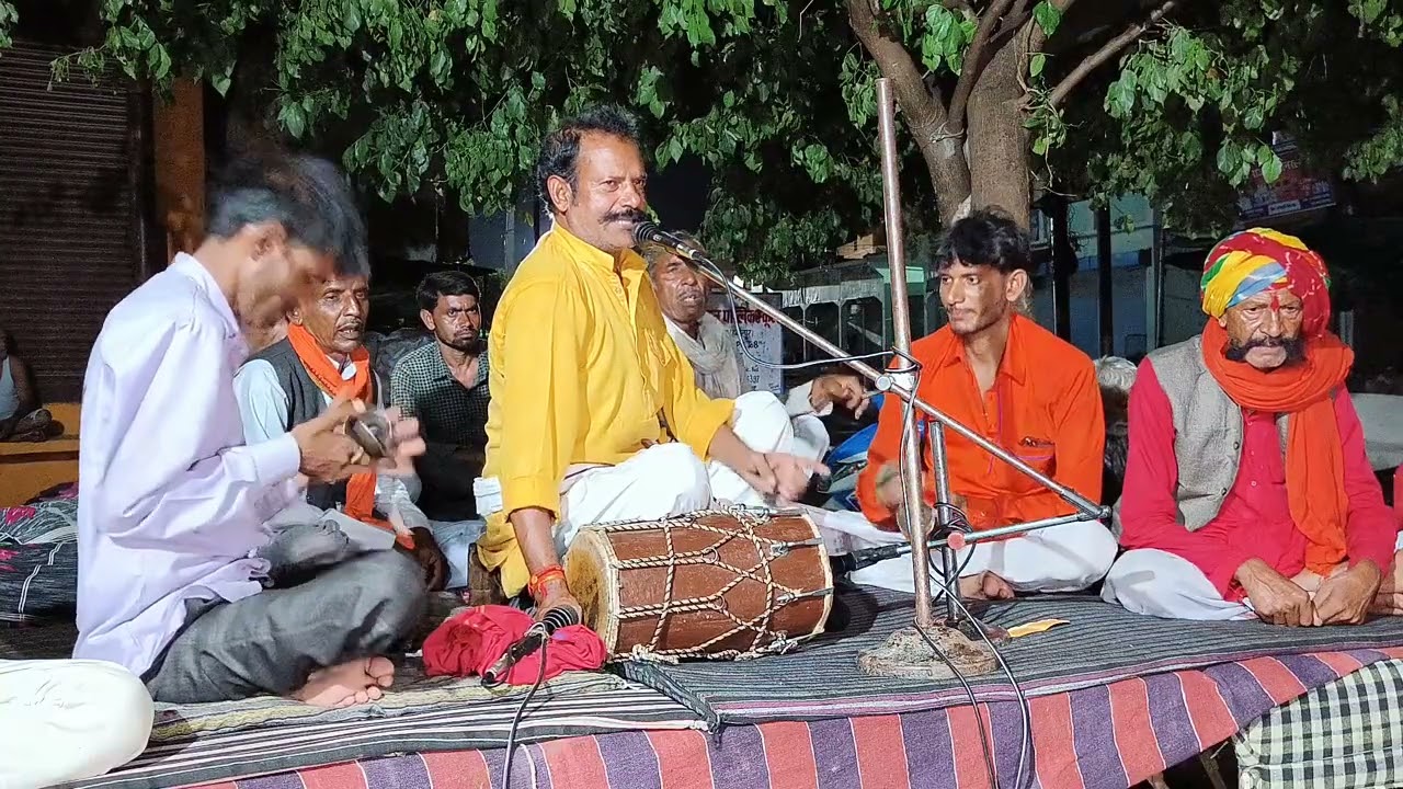 श्री उमाशंकर सैन जी द्वारा बहुत ही सुंदर आल्हा की प्रस्तुति चरखारी रोड़ राठ प्रोग्रम 2024