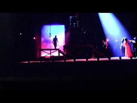 الحب الحقيقي أنا ذاهب ولكن لن أحب سواها