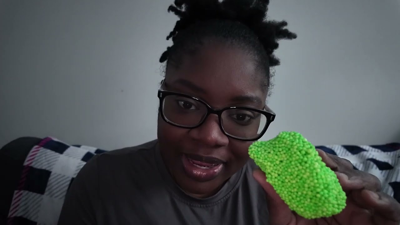 FOAM TOY SOUNDS AND PLAYING ASMR