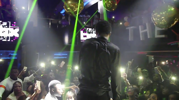 wally Seck paradas avec sa femme