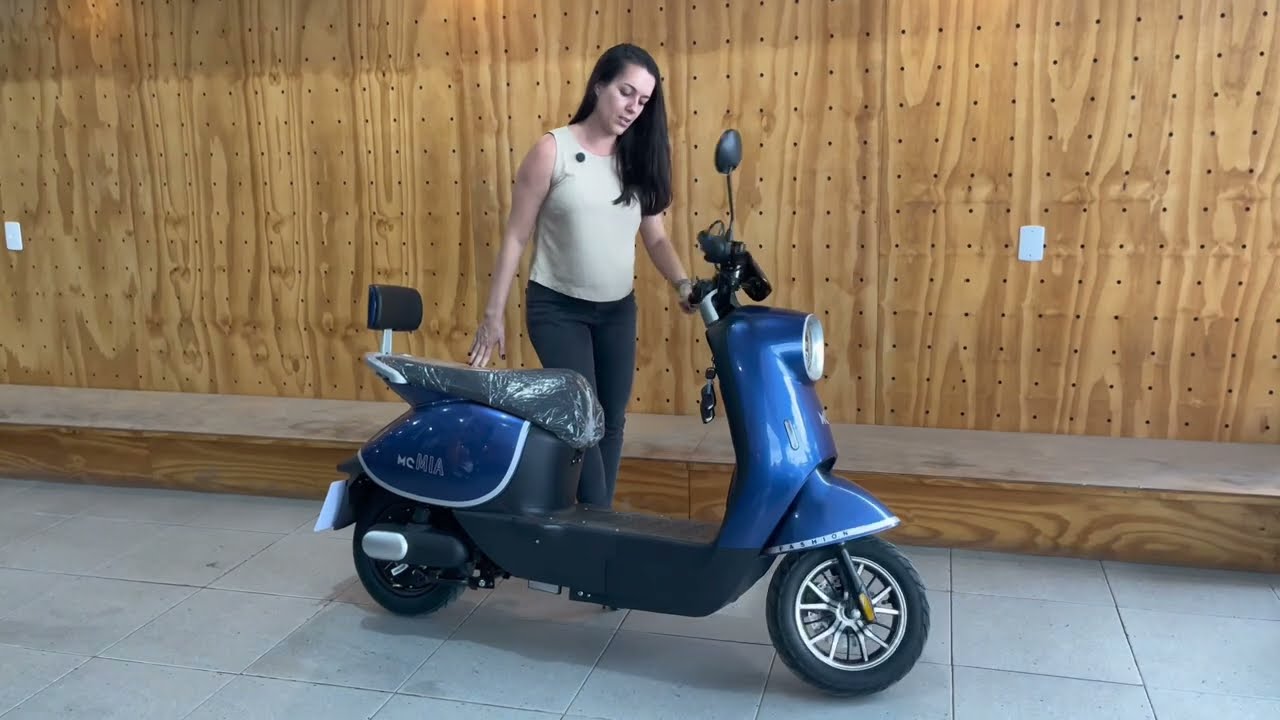 Scooter eletrica retrô Mia - Conheça tudo sobre esse modelo!