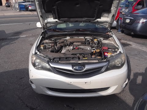 Come aprire Hood su SUBARU IMPREZA