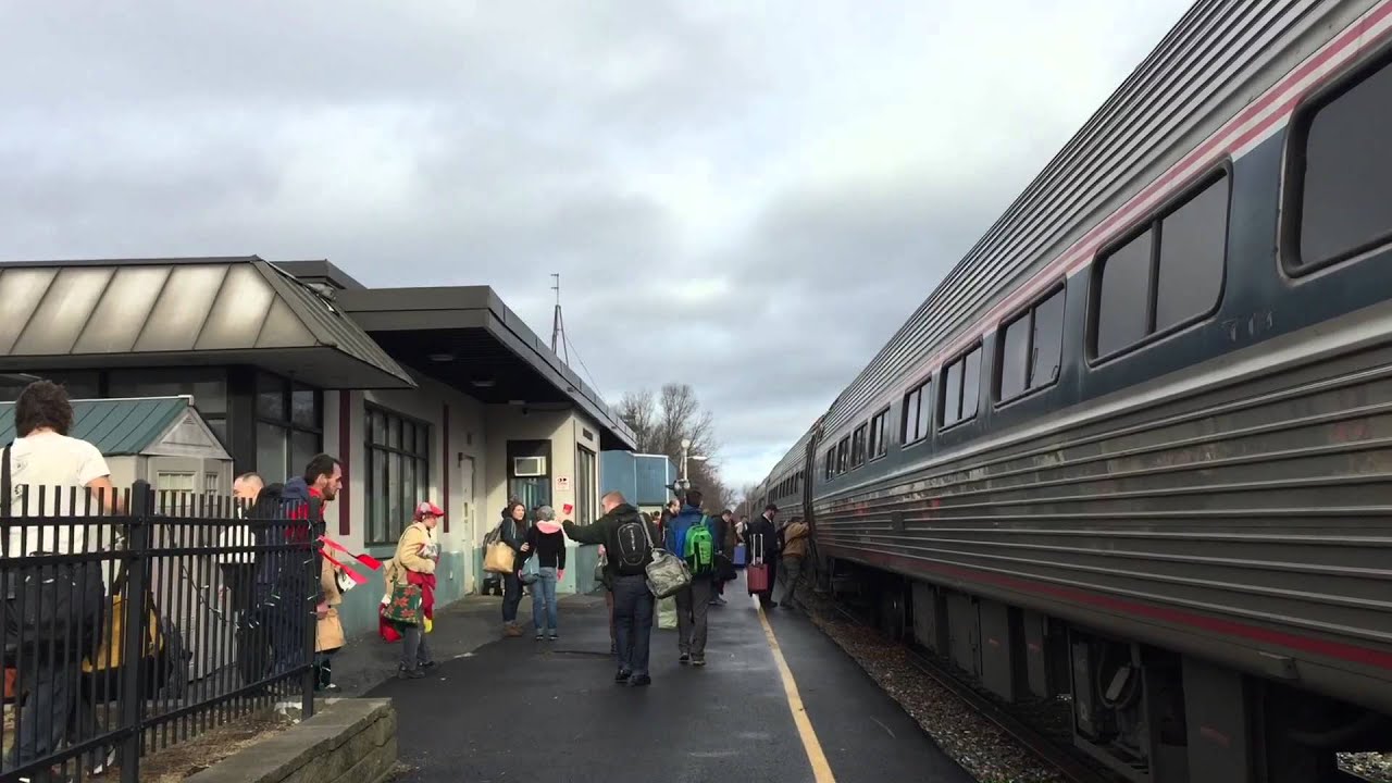 Christmas Eve Amtrak Vermonter 55 at Essex JunctionBurlington, VT
