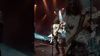 Holy Ground shake The Memory The Dead Daisies In Vivo