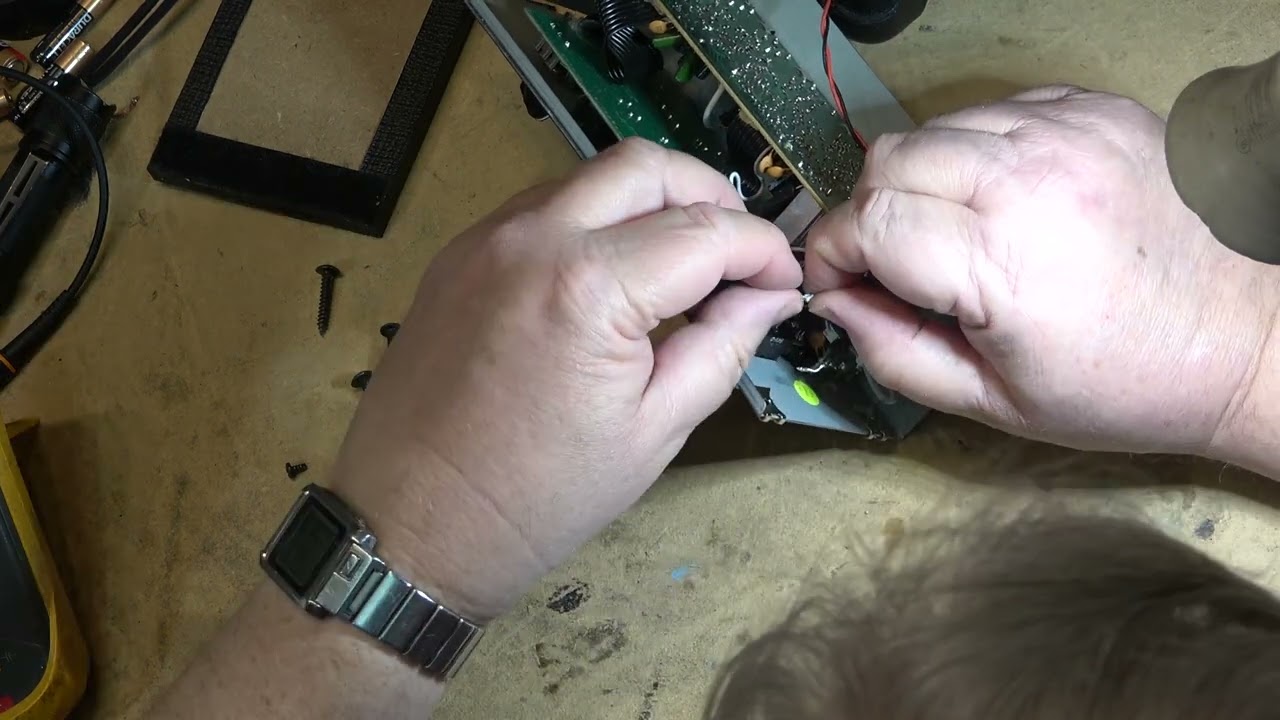 Гитарный усилитель VOX DA5 DSP полностью мертв