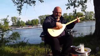Bi̇zi̇m Pencereler Yele Karşidir